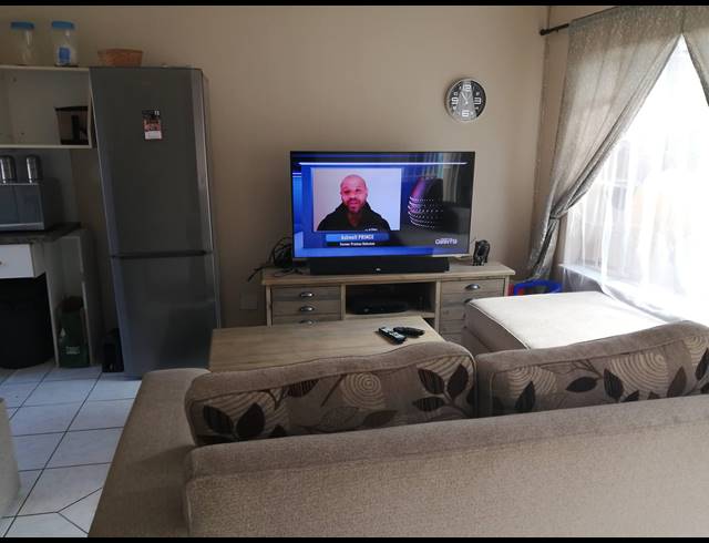 3 BEDROOM SIMPLEX RENTED IN MEYERSDAL